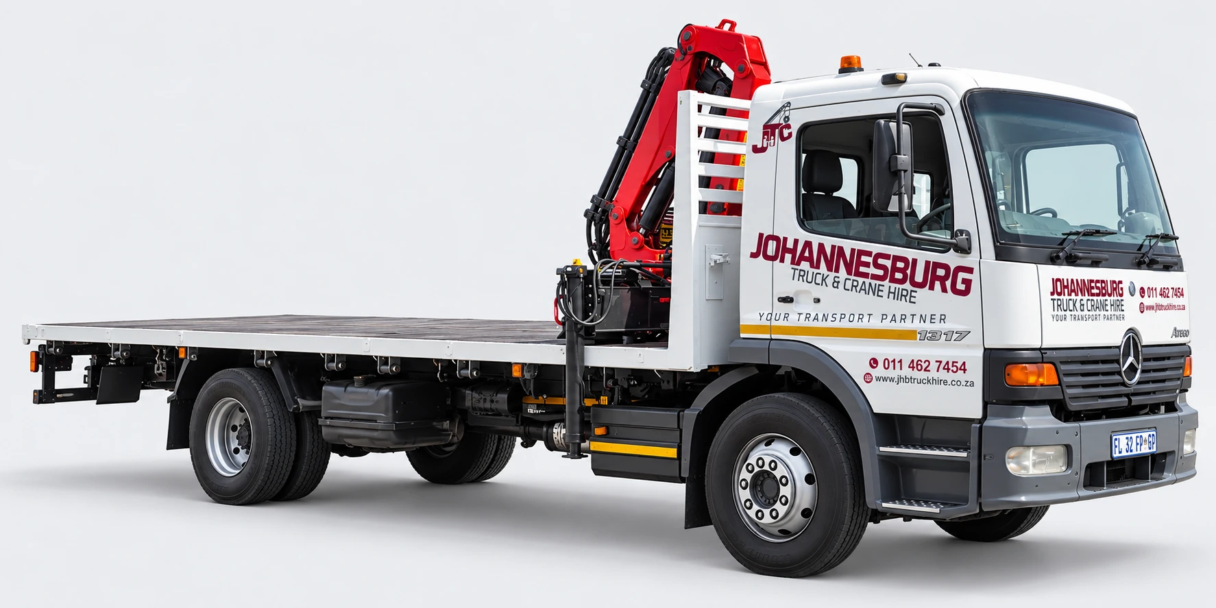 8 Ton With Crane